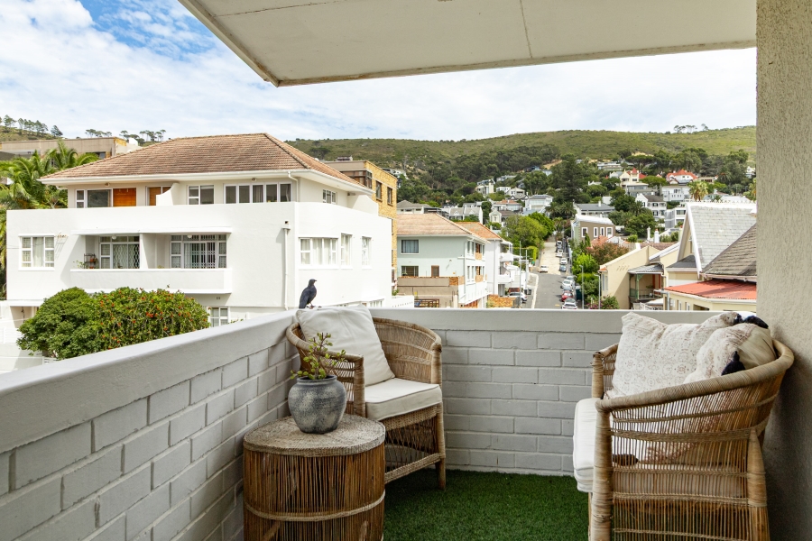 To Let 2 Bedroom Property for Rent in Tamboerskloof Western Cape